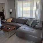 Eifeloase 1 Und 2 Fuer Insgesamt 12 Personen Haustiere * シュライデン